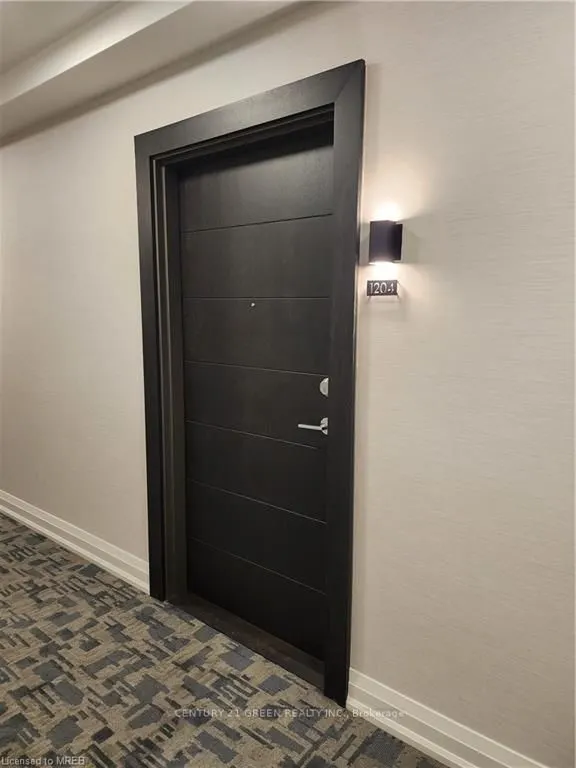 212 King William Street, #1204
