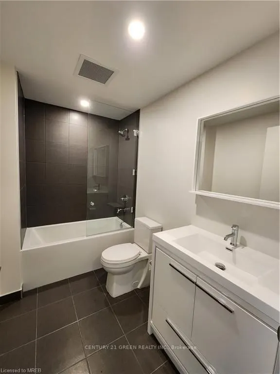 212 King William Street, #1204