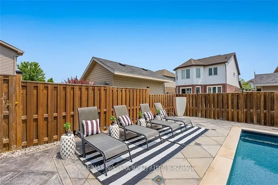 6618 Flora Court