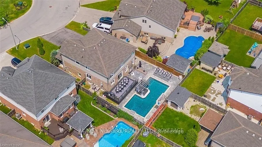 6618 Flora Court