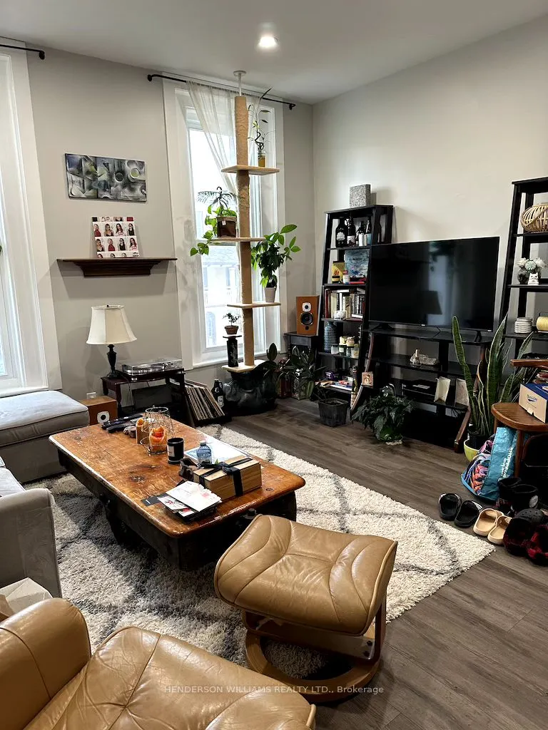 302 Picton Main Street, #Unit 4