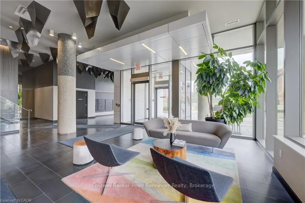 85 Duke Street W, #703