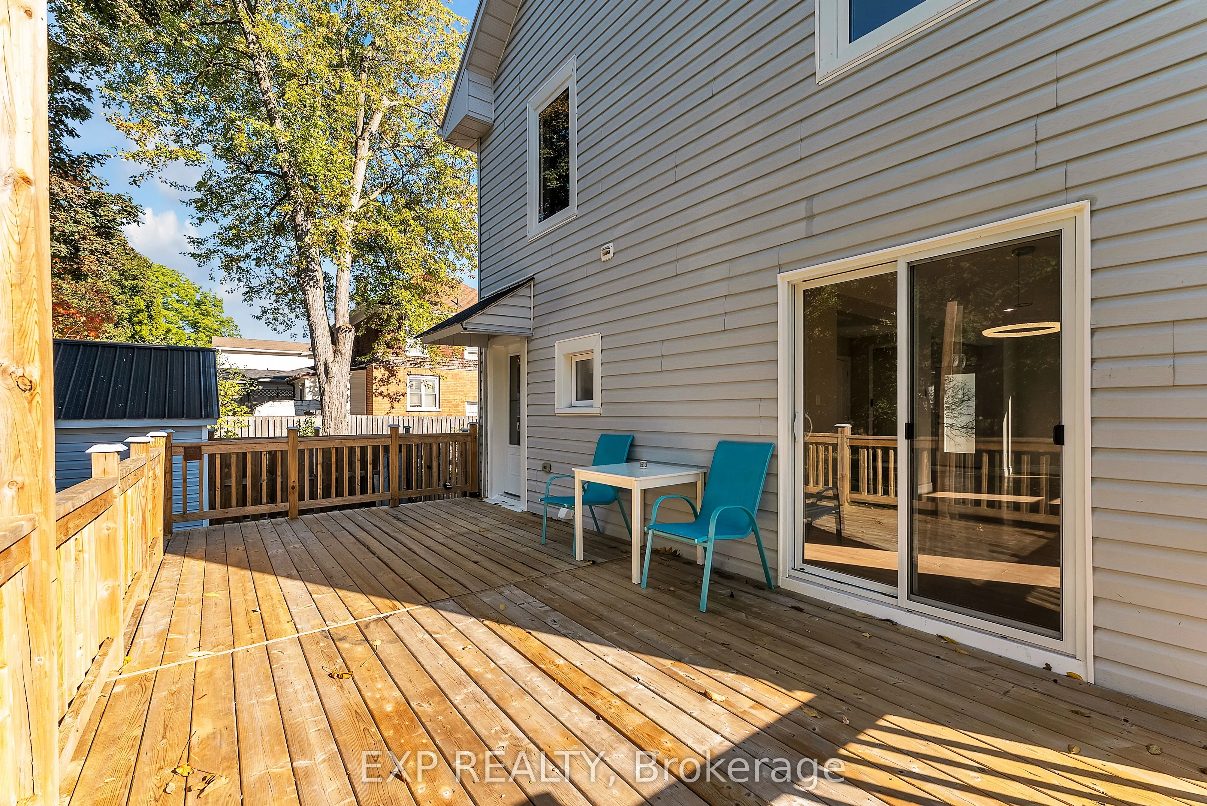 276 Foster Avenue