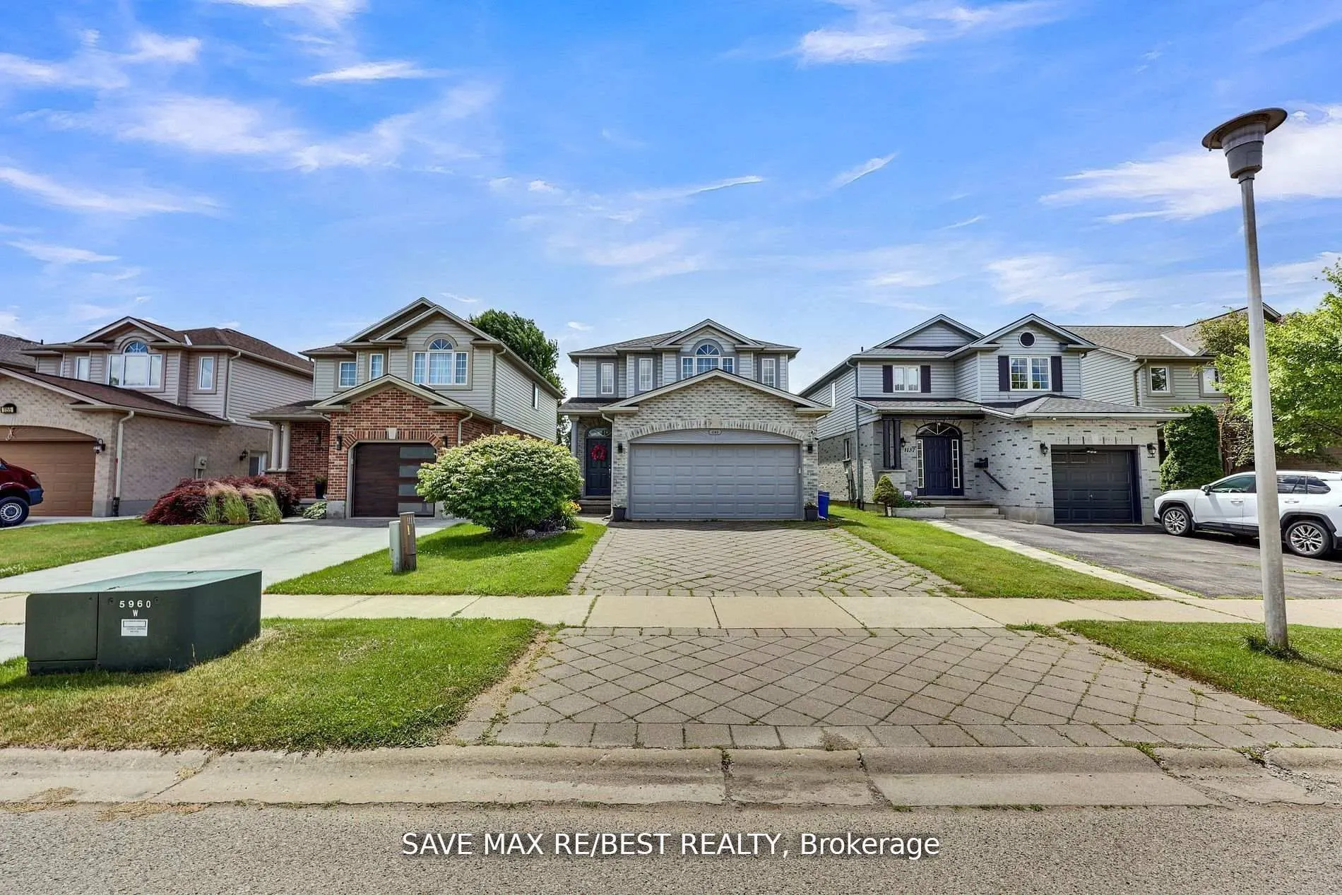 1143 BLACKMAPLE Drive