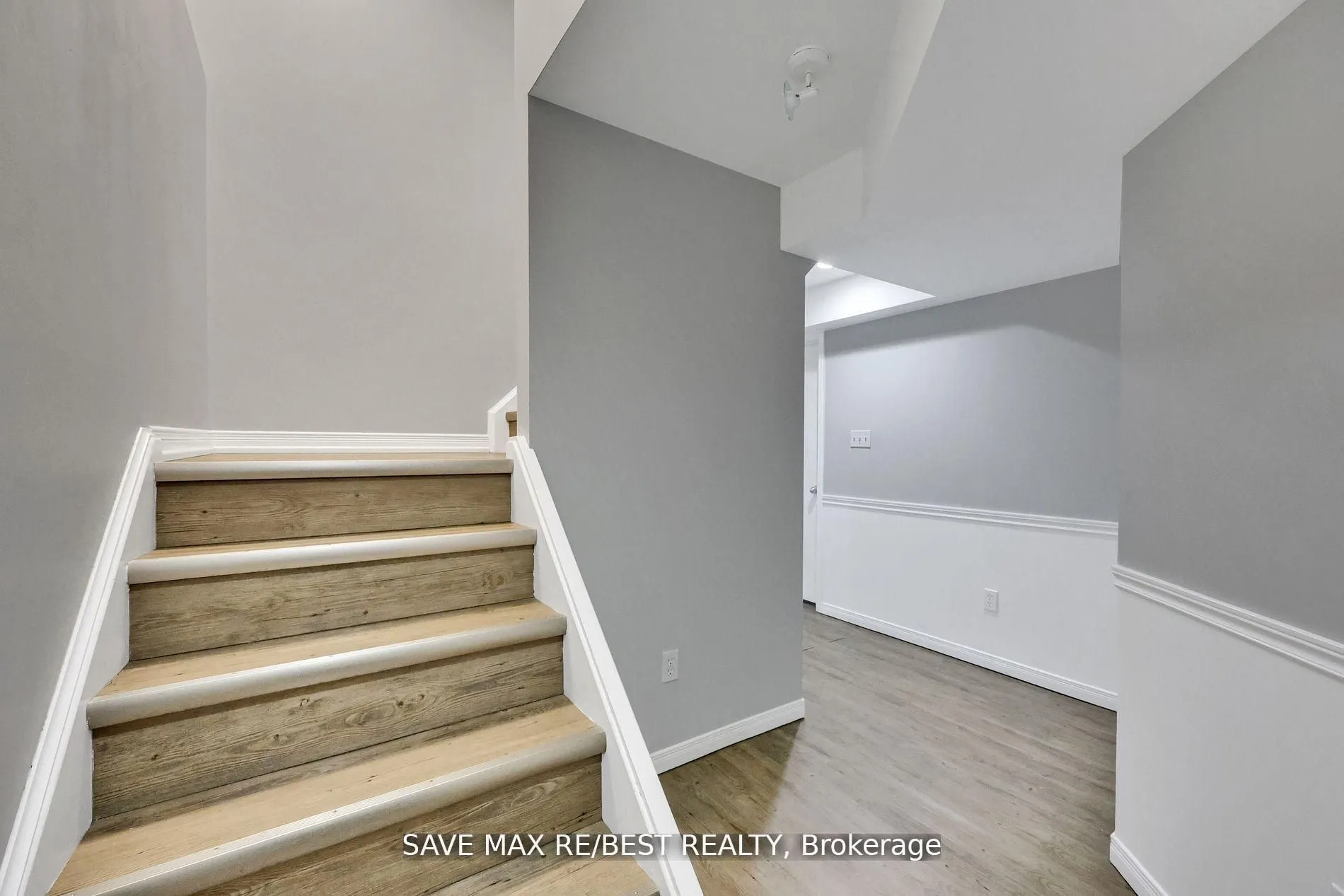 1143 BLACKMAPLE Drive