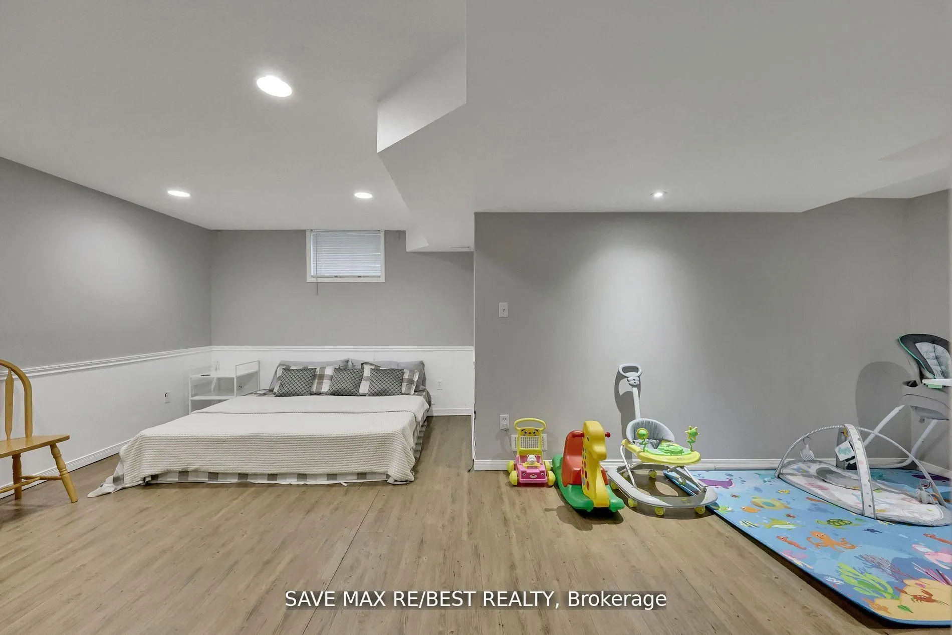 1143 BLACKMAPLE Drive