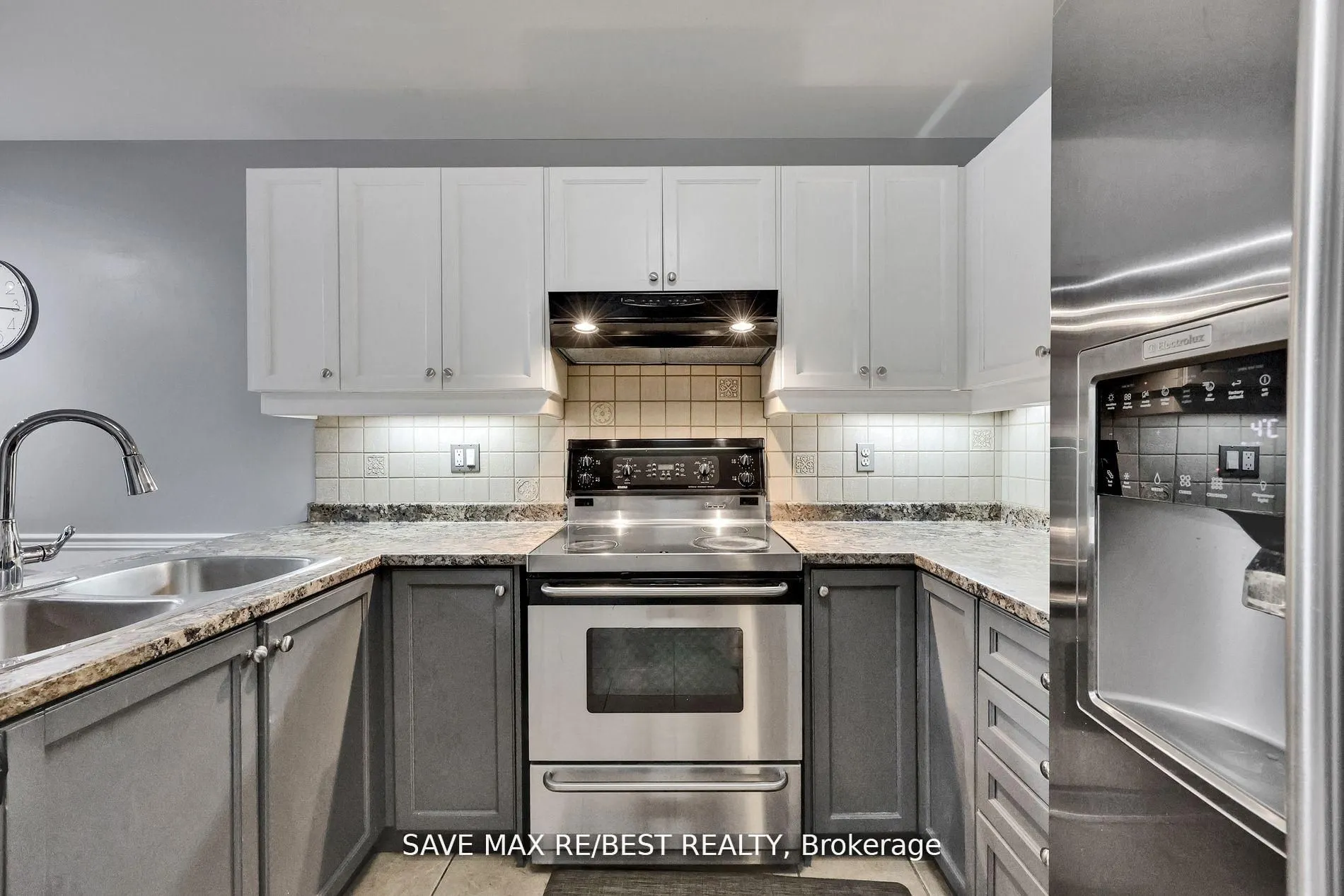 1143 BLACKMAPLE Drive
