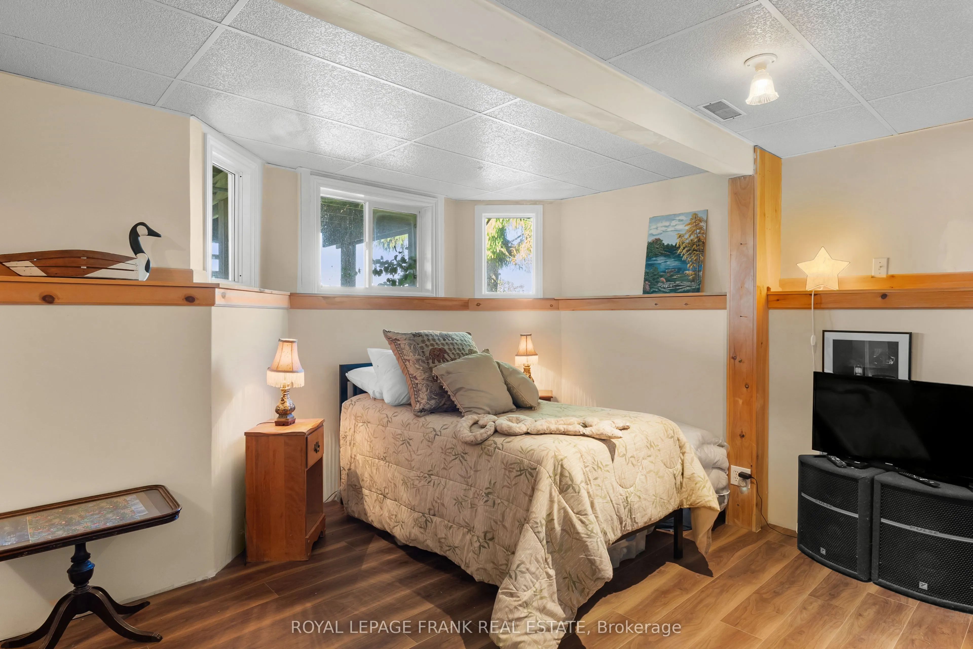 2269 Thurstonia Road
