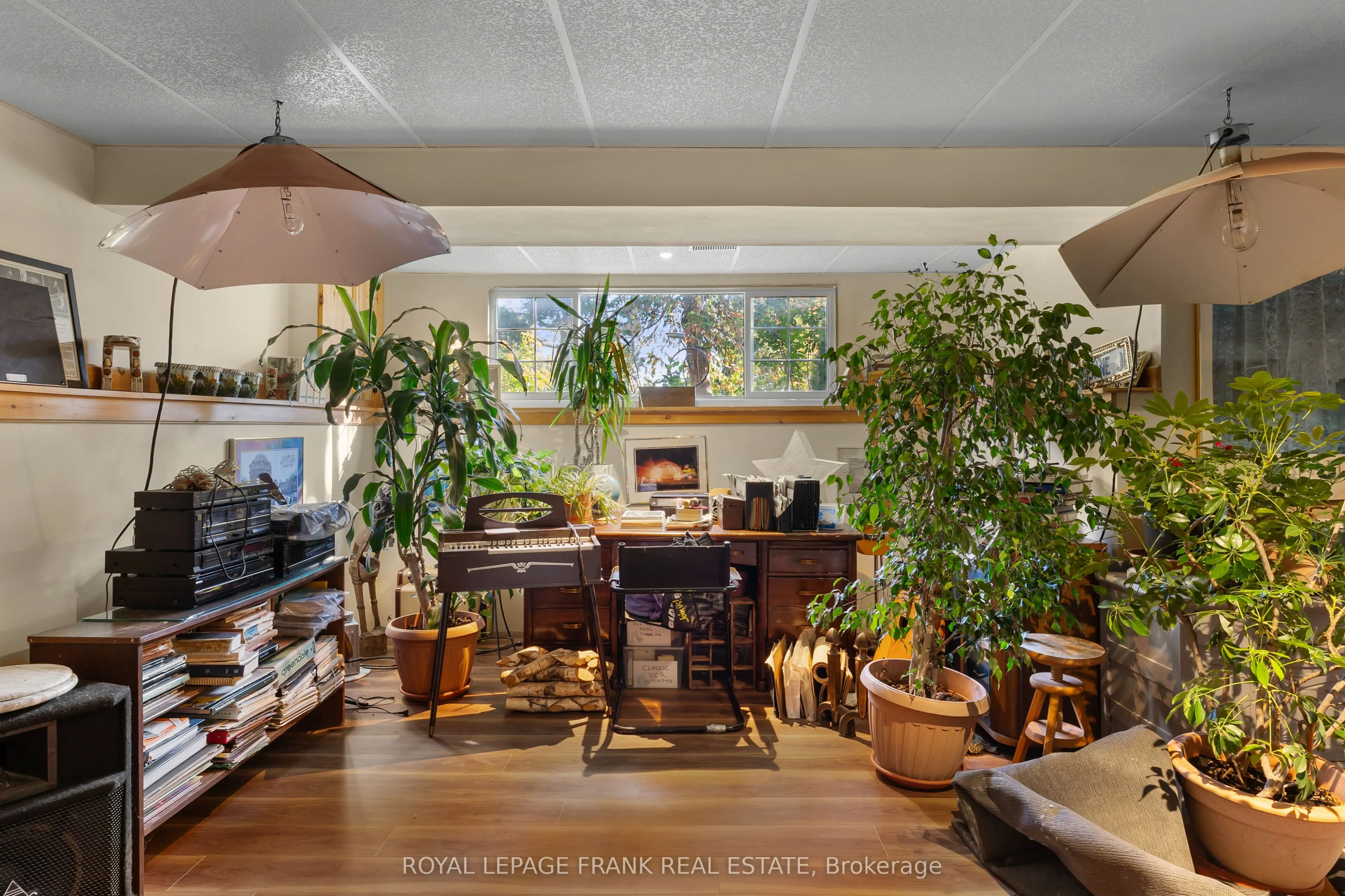 2269 Thurstonia Road