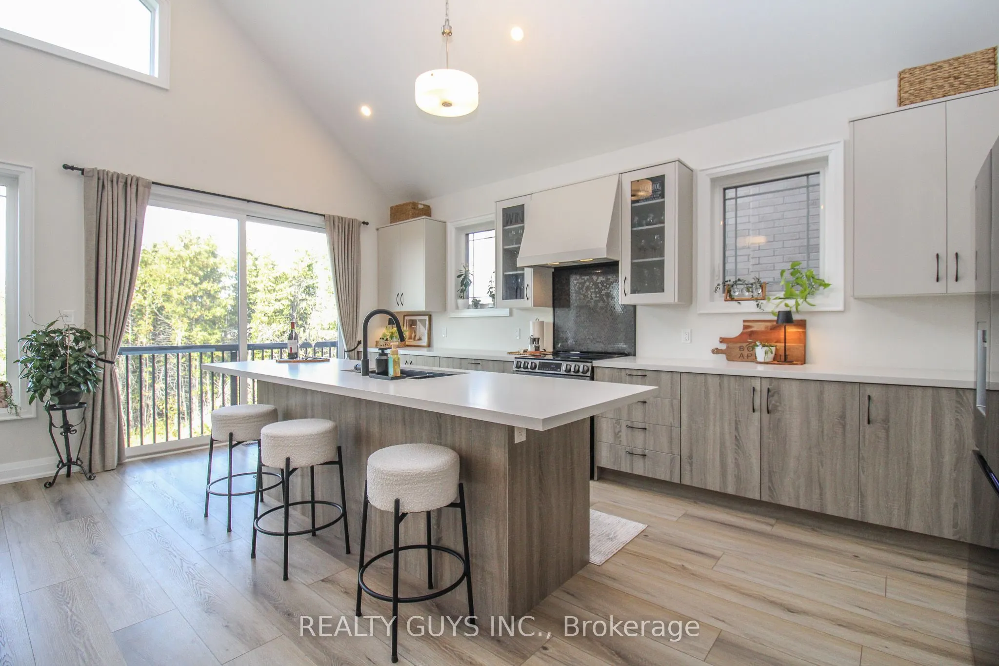 322 Cullen Trail