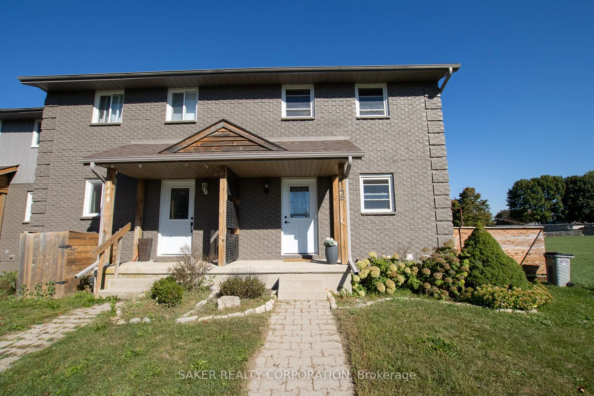 146 Simcoe Street