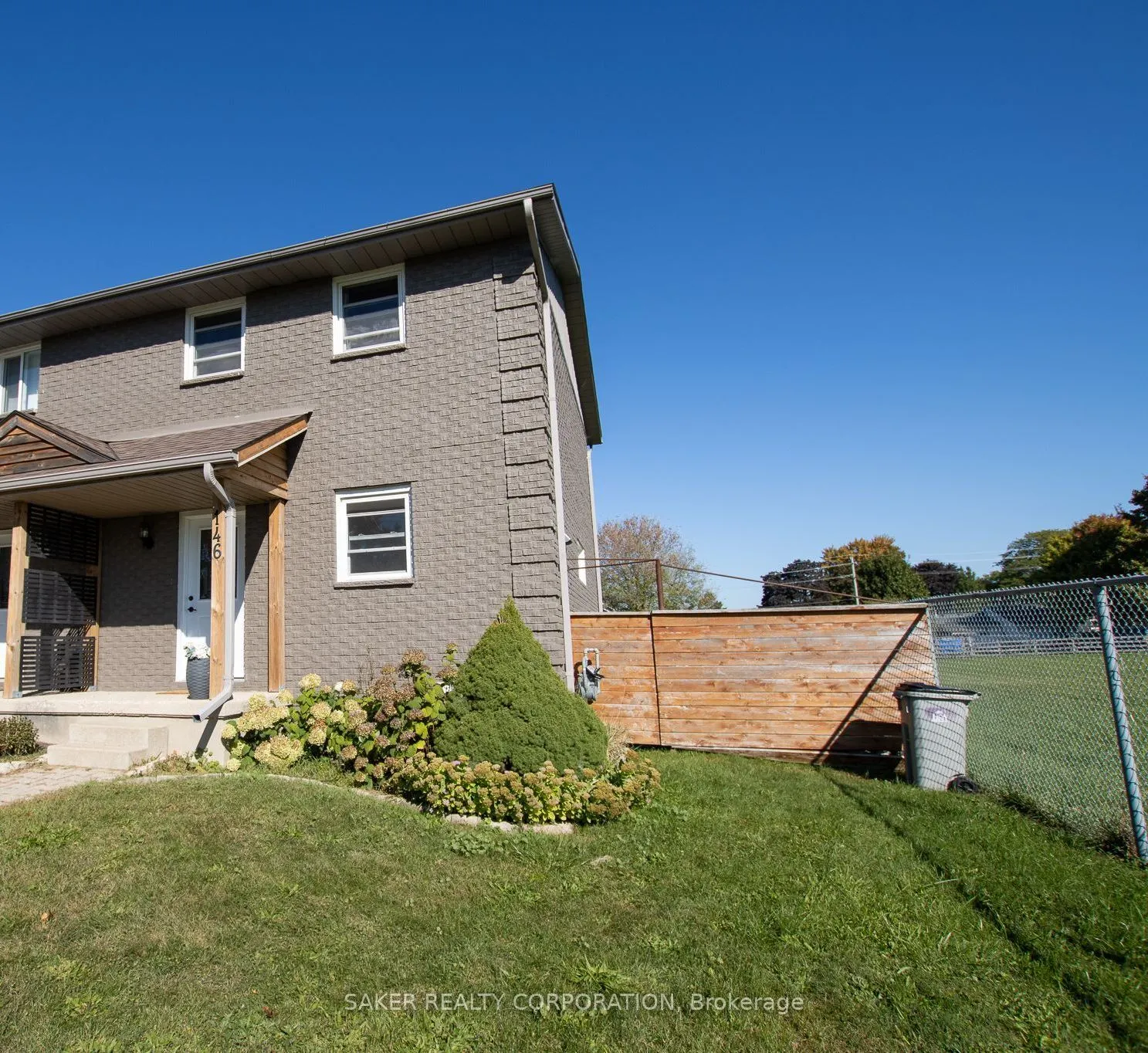 146 Simcoe Street