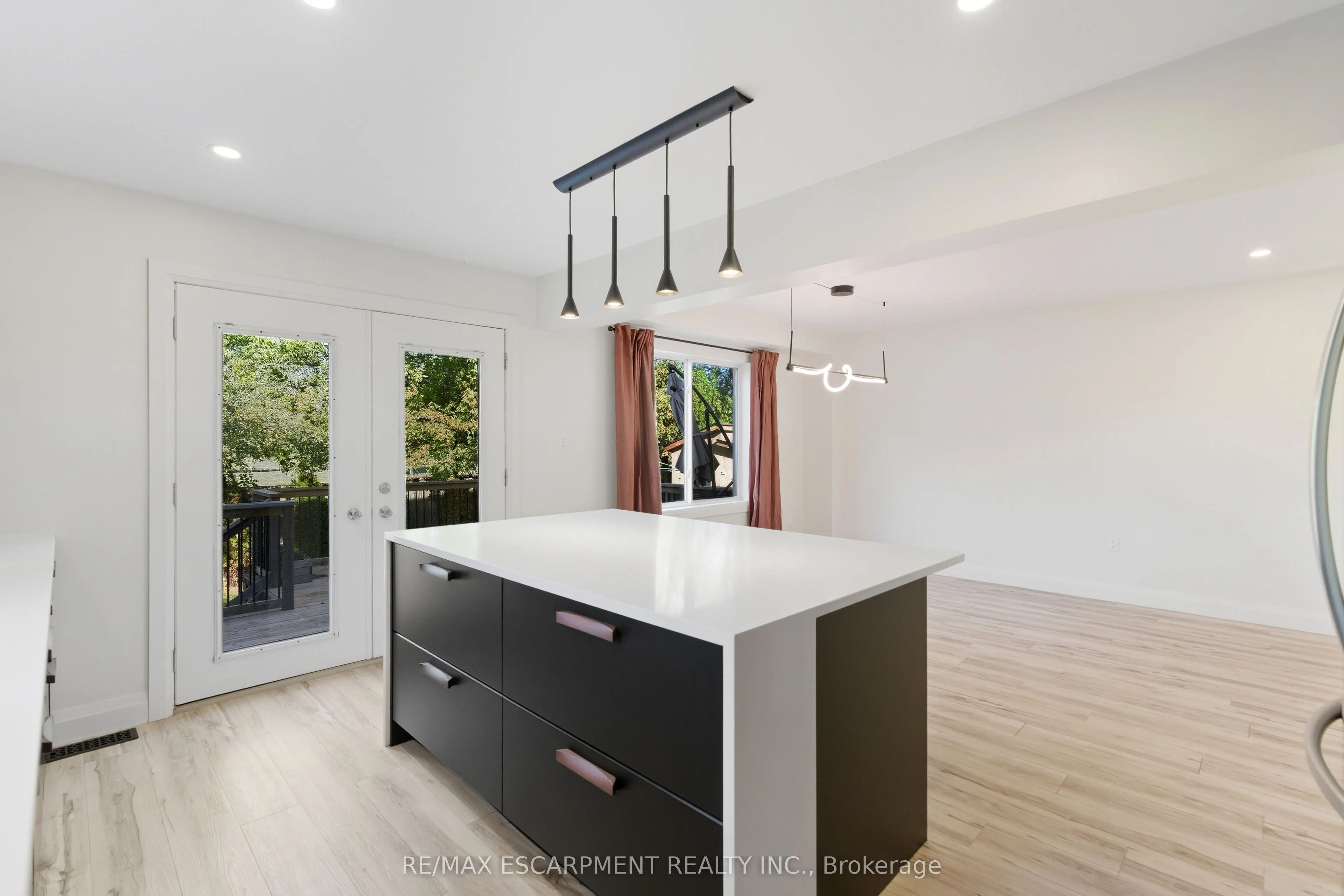 150 East 38th Street