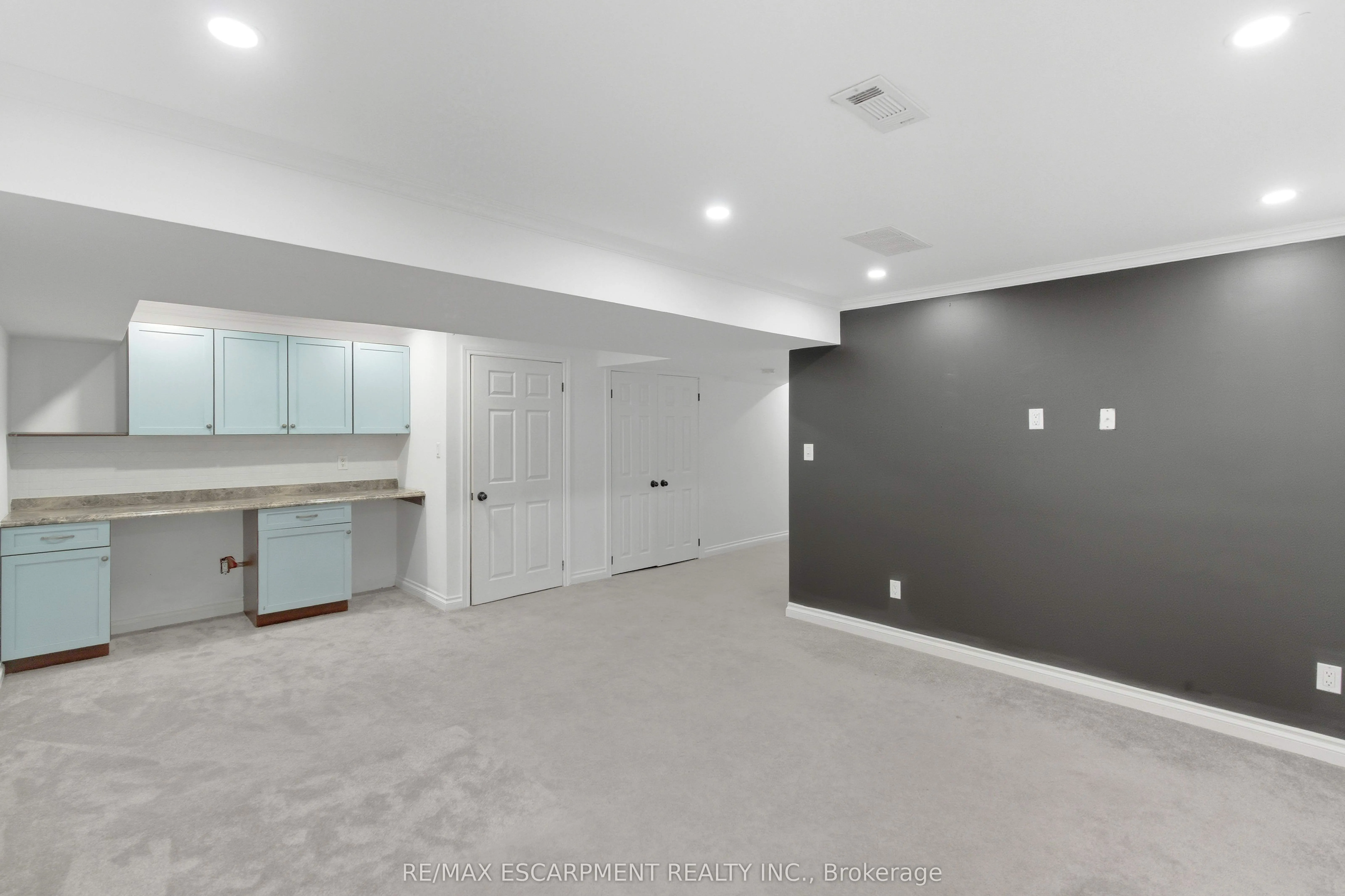 150 East 38th Street