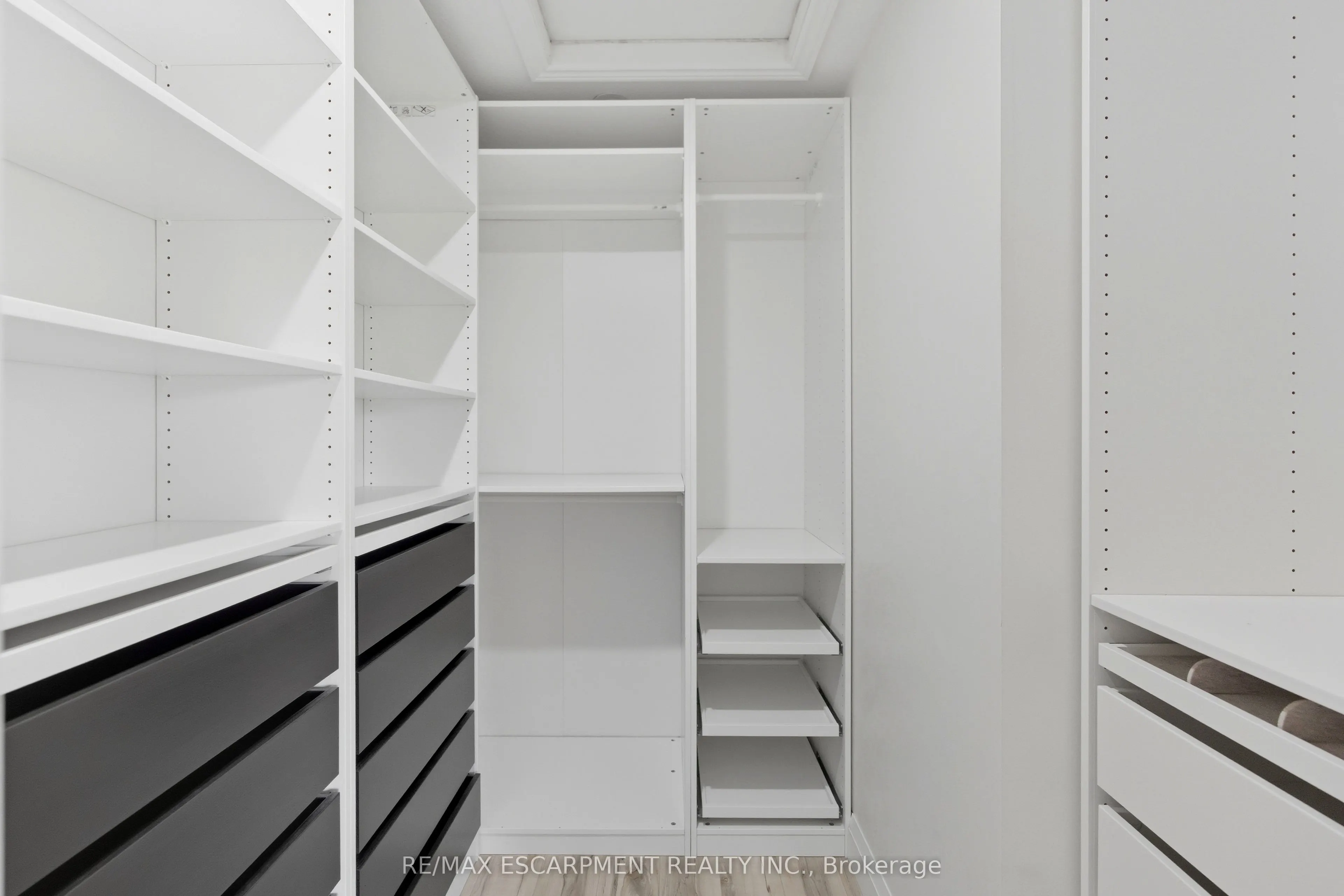 150 East 38th Street