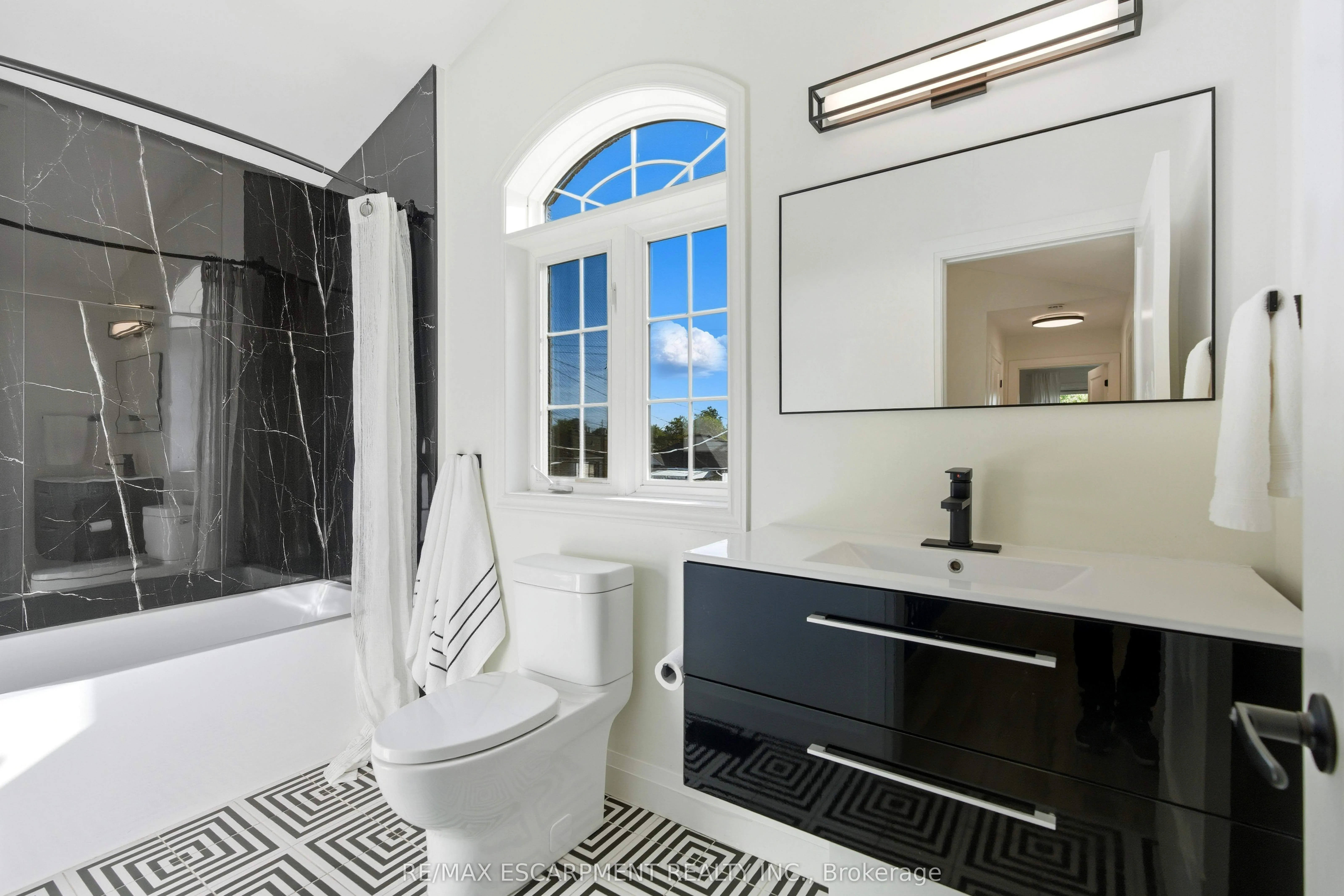 150 East 38th Street