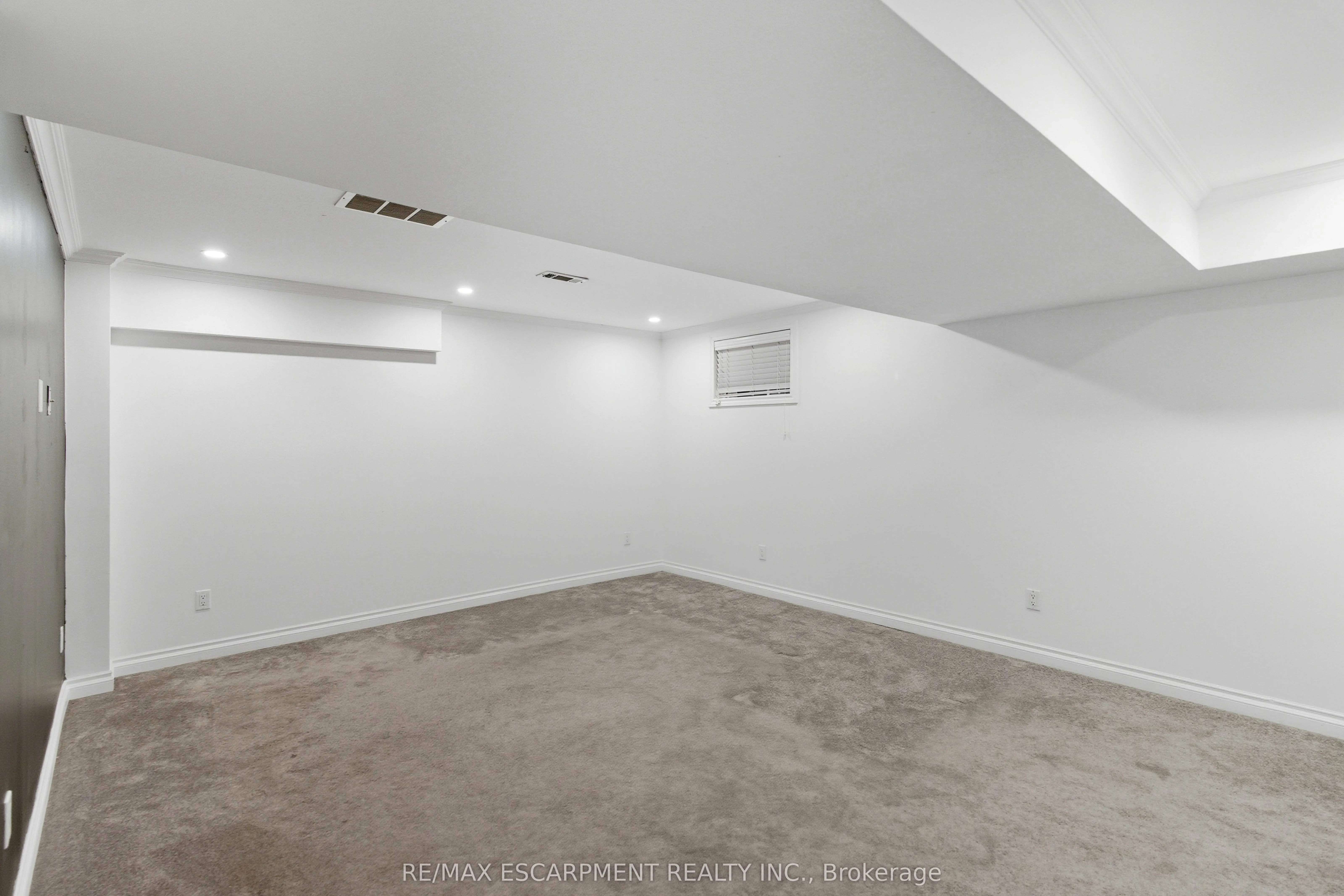 150 East 38th Street