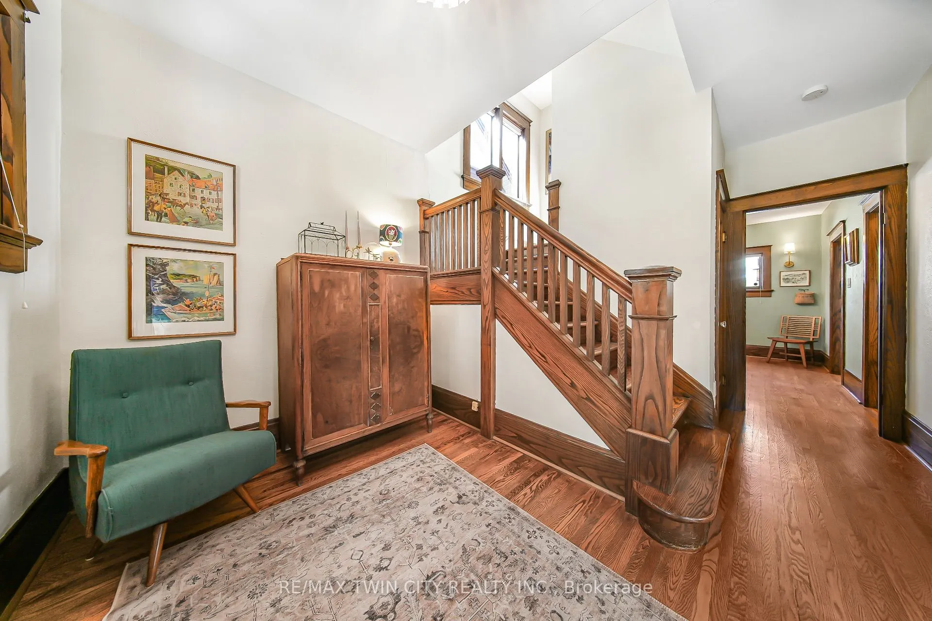 60 Heins Avenue