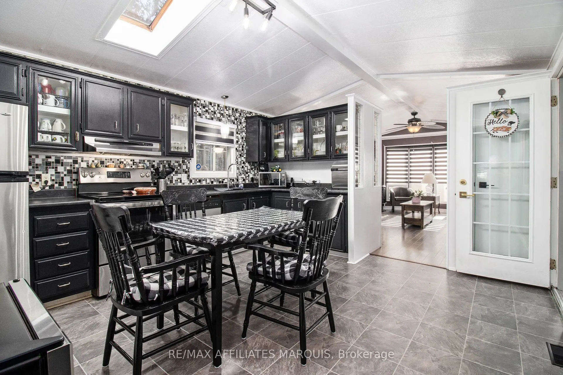 112 Sunset Drive