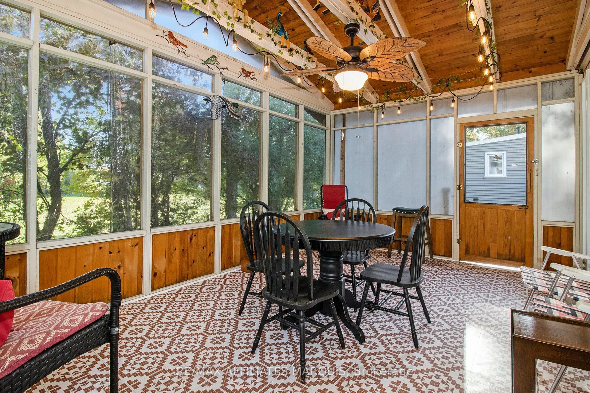 112 Sunset Drive