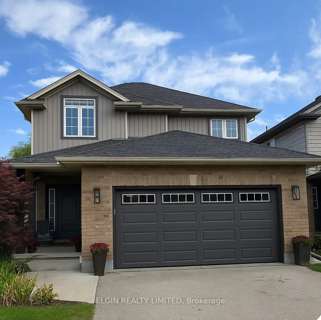 10 Ambleside Drive
