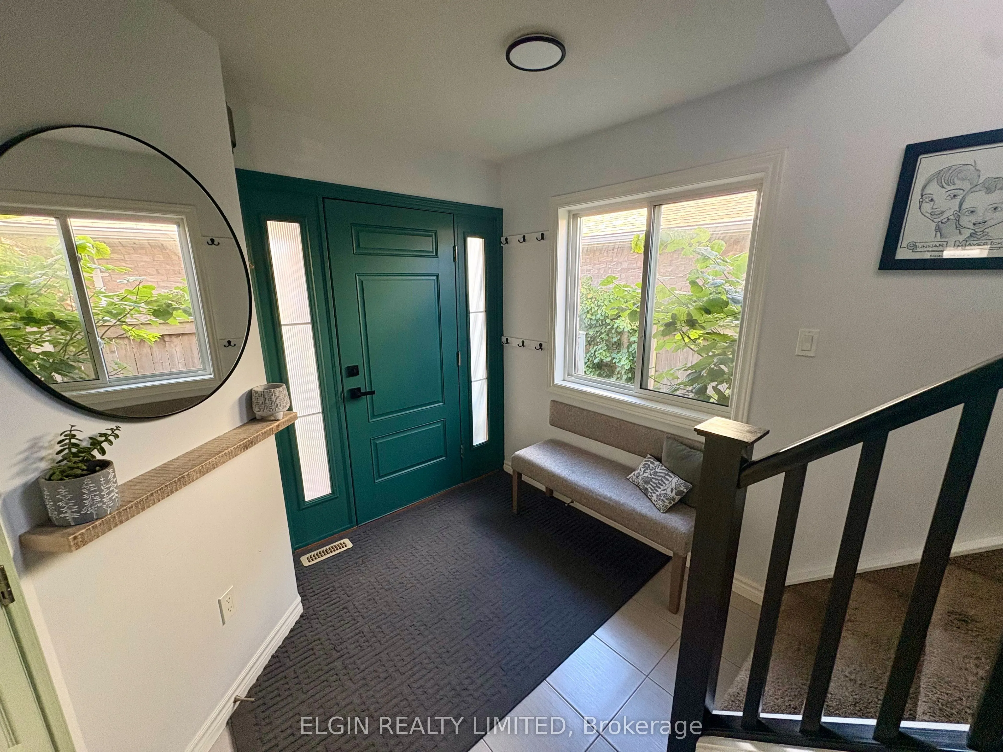10 Ambleside Drive
