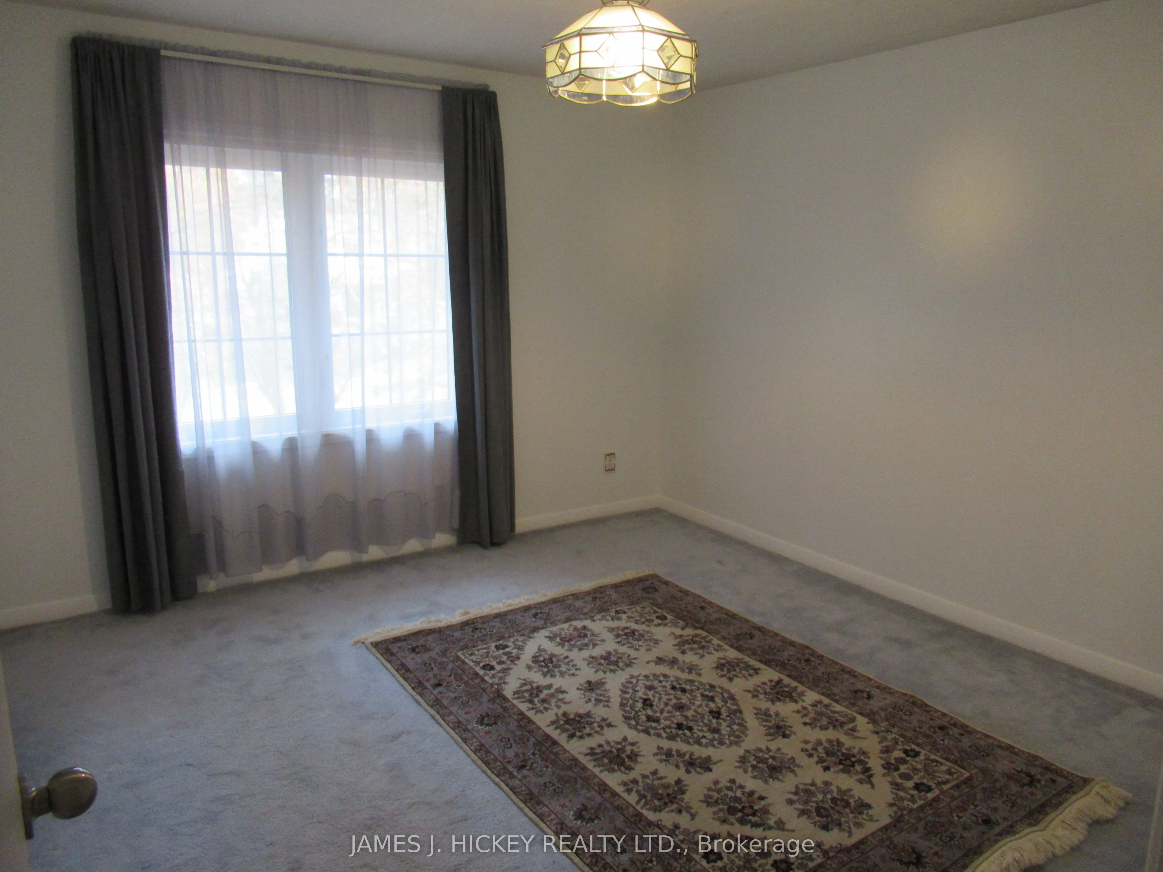 22 Cabot Place