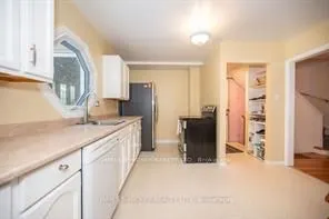 22 Cabot Place