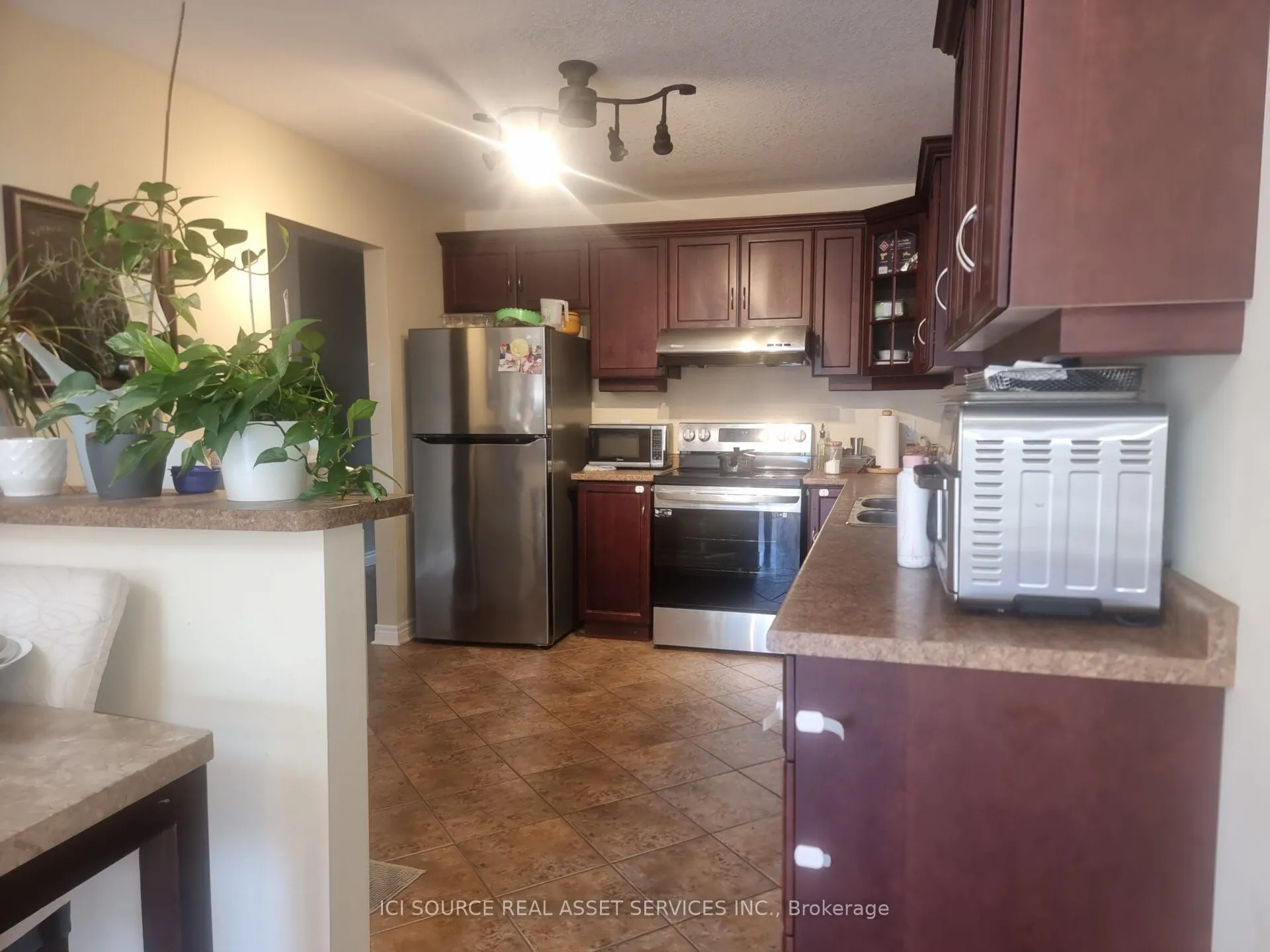 136 McArthur Crescent