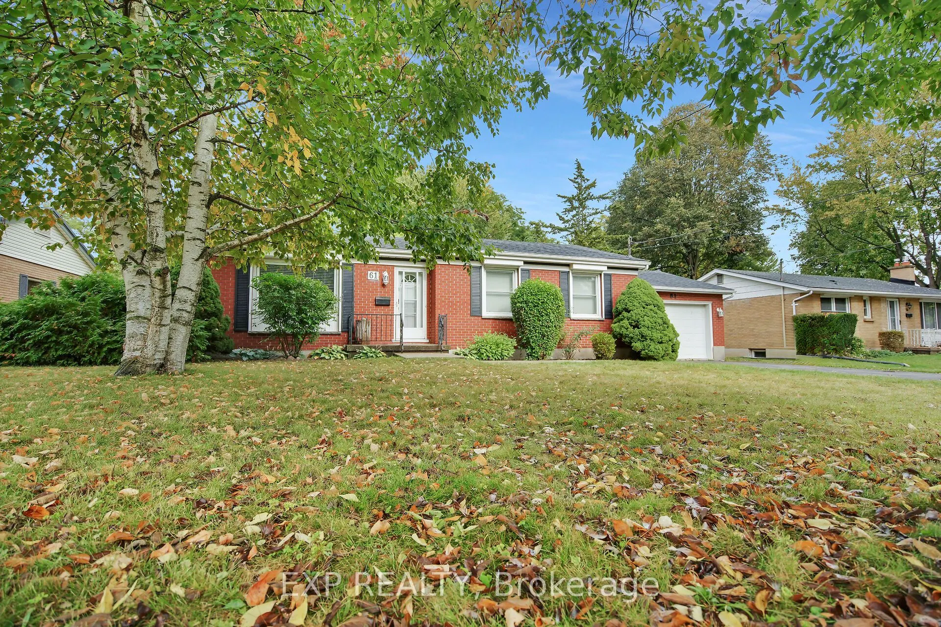 61 Larkspur Crescent