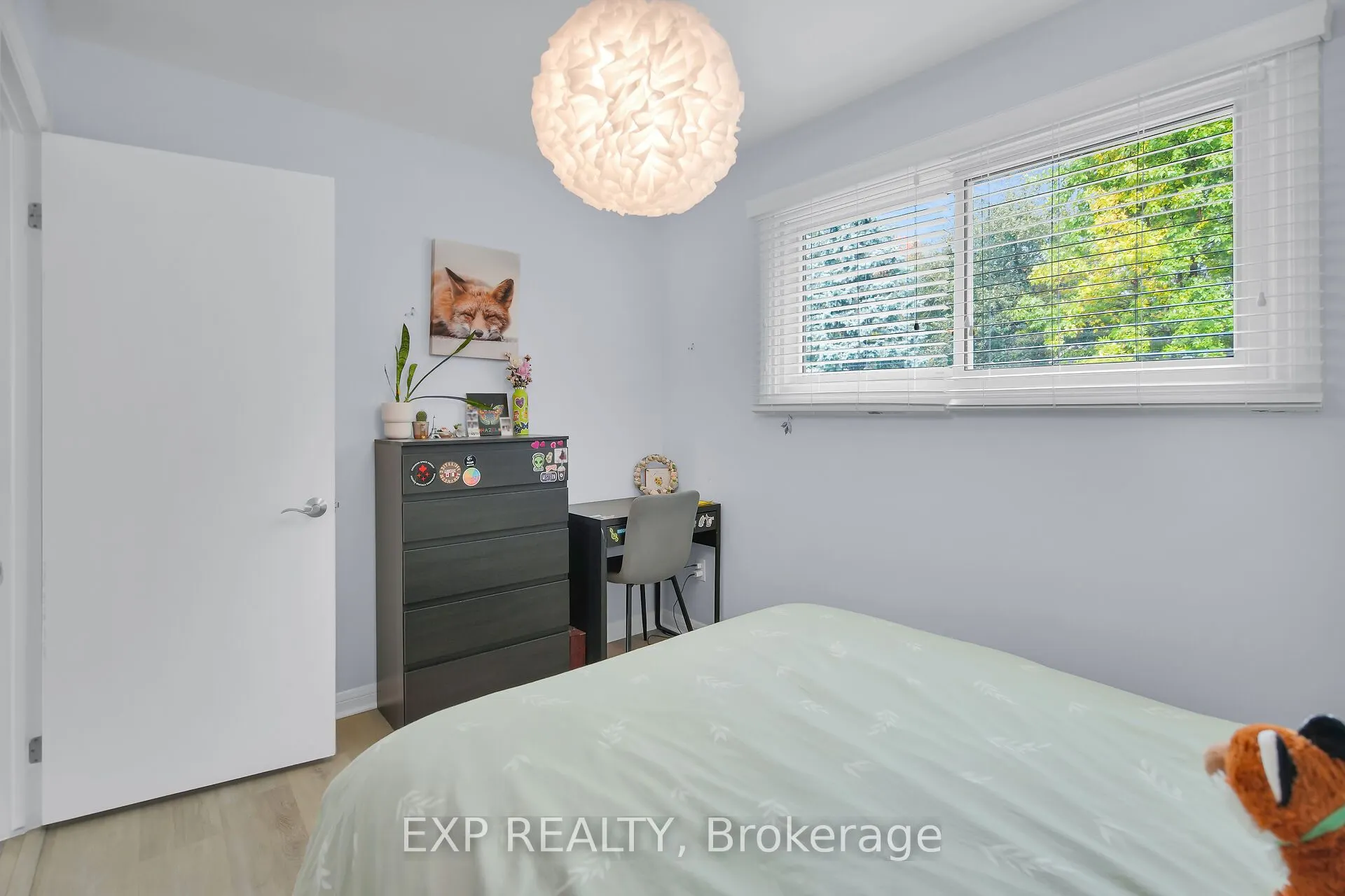 61 Larkspur Crescent