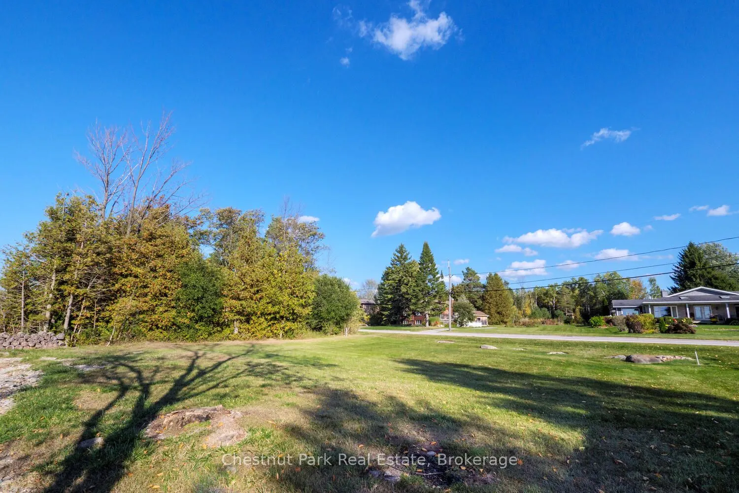 3573 East Bayshore Road