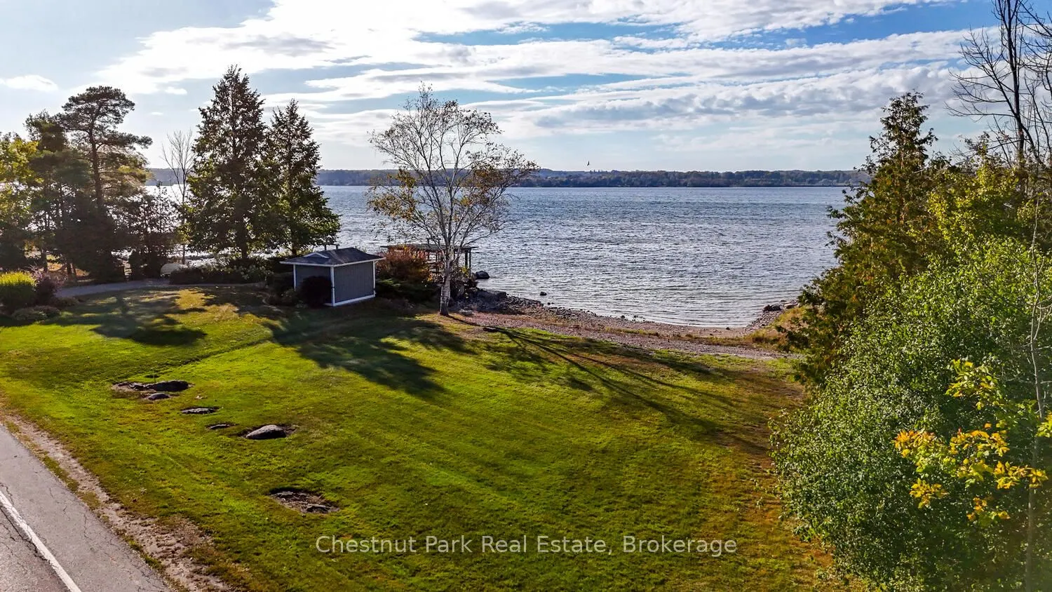 3573 East Bayshore Road