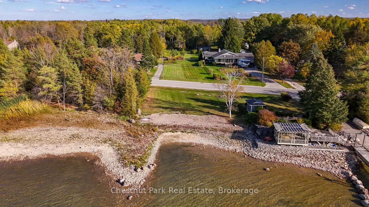 3573 East Bayshore Road