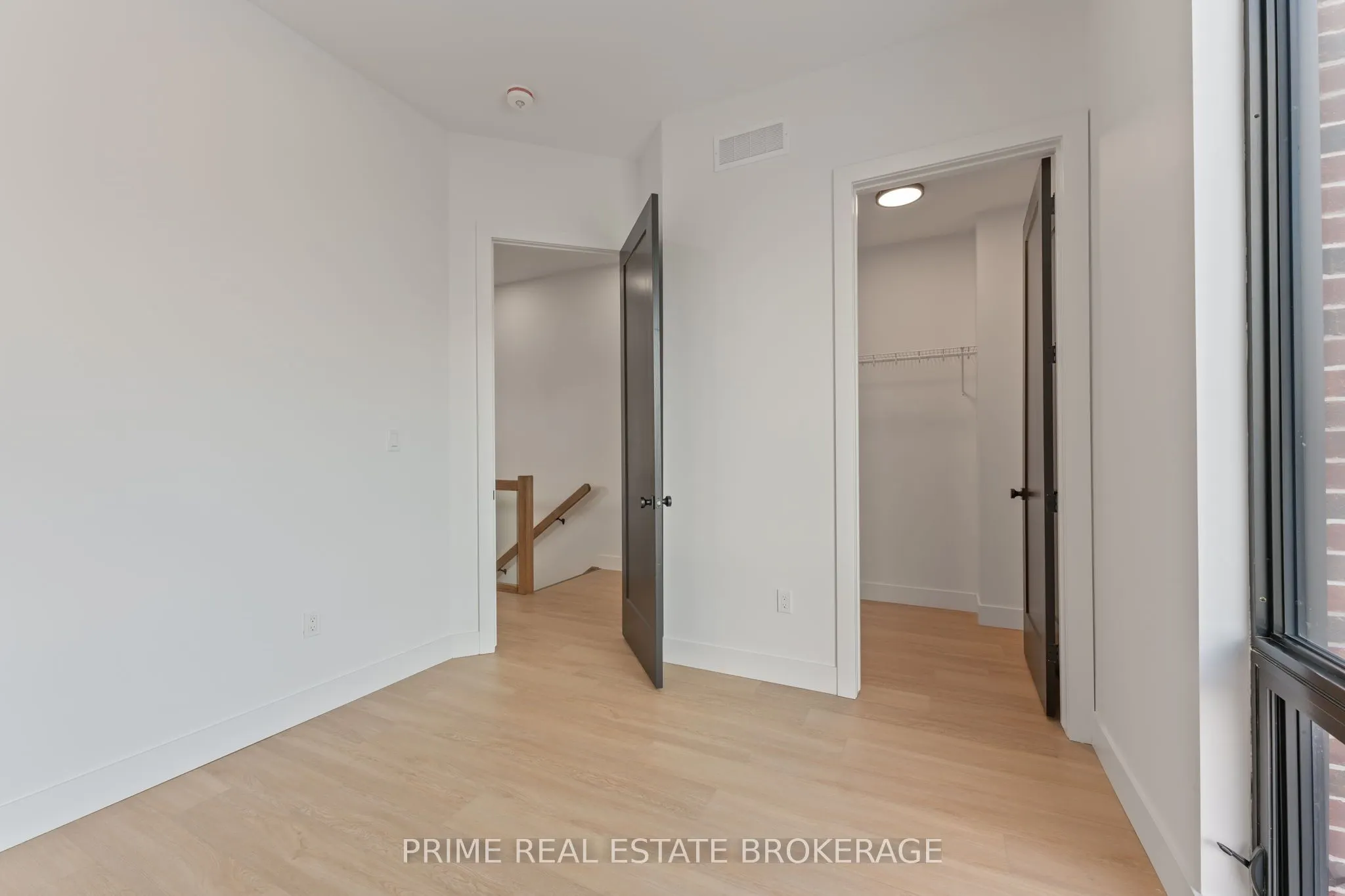 417 Baseline Road E