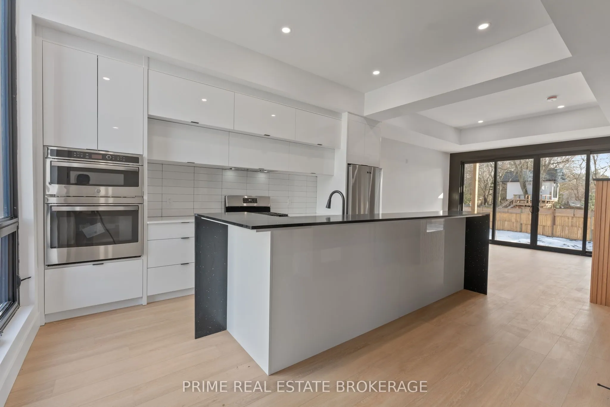 417 Baseline Road E