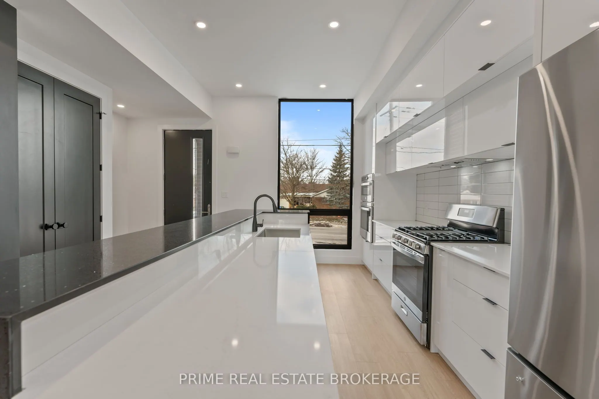 417 Baseline Road E