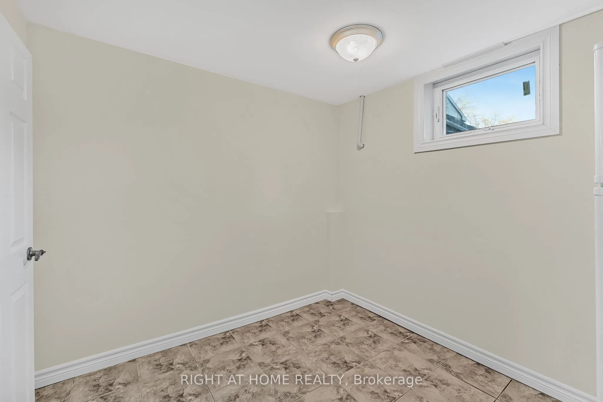 6874 Waters Avenue, #Lower