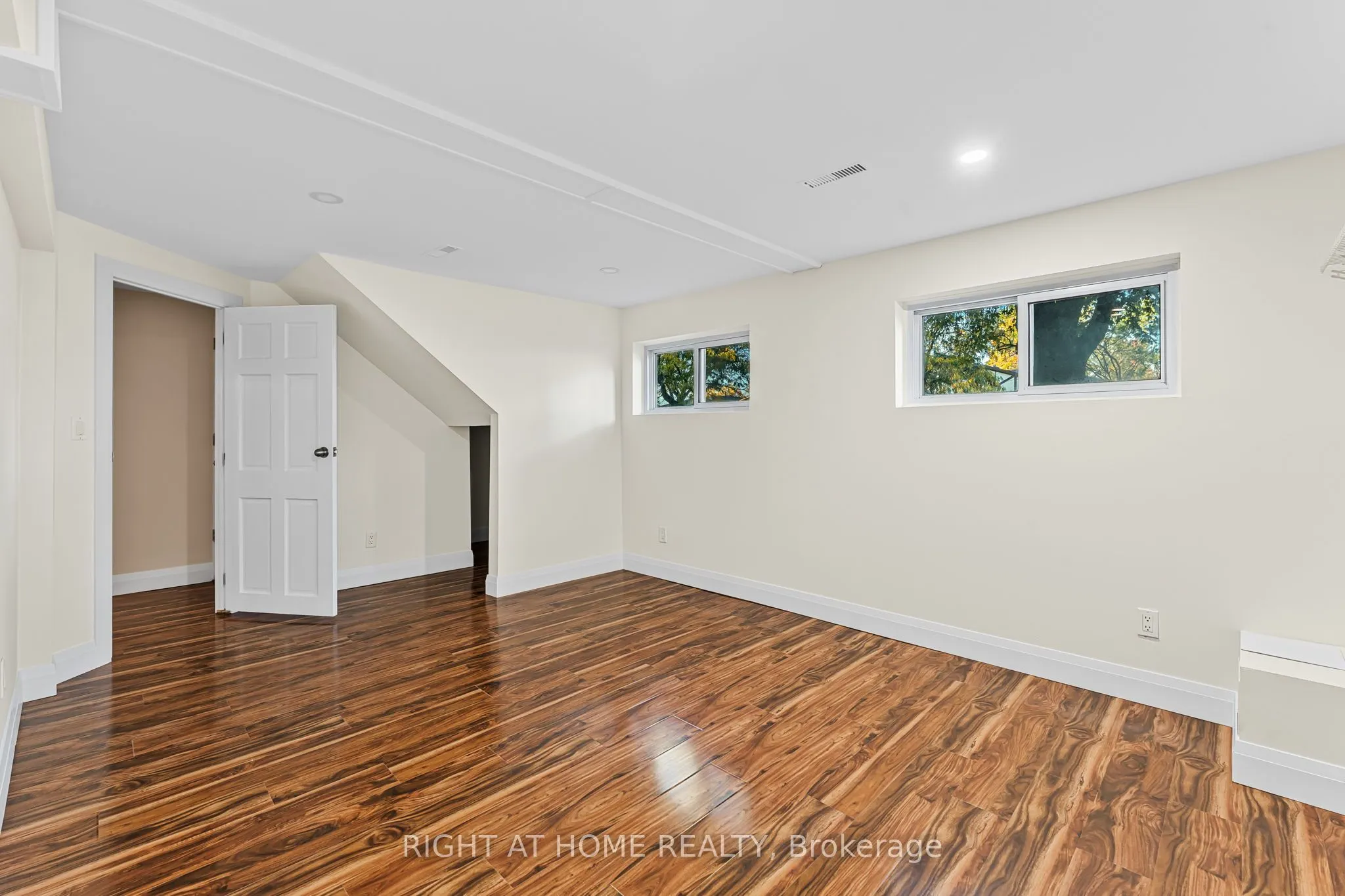 6874 Waters Avenue, #Lower