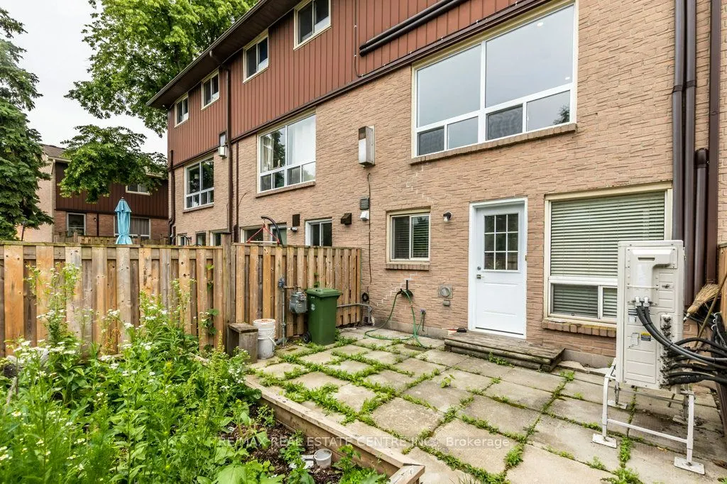 66 Summercrest Drive, #3