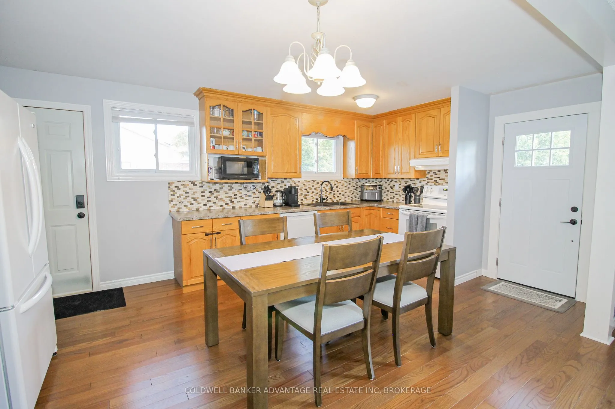 42 Newleaf Crescent