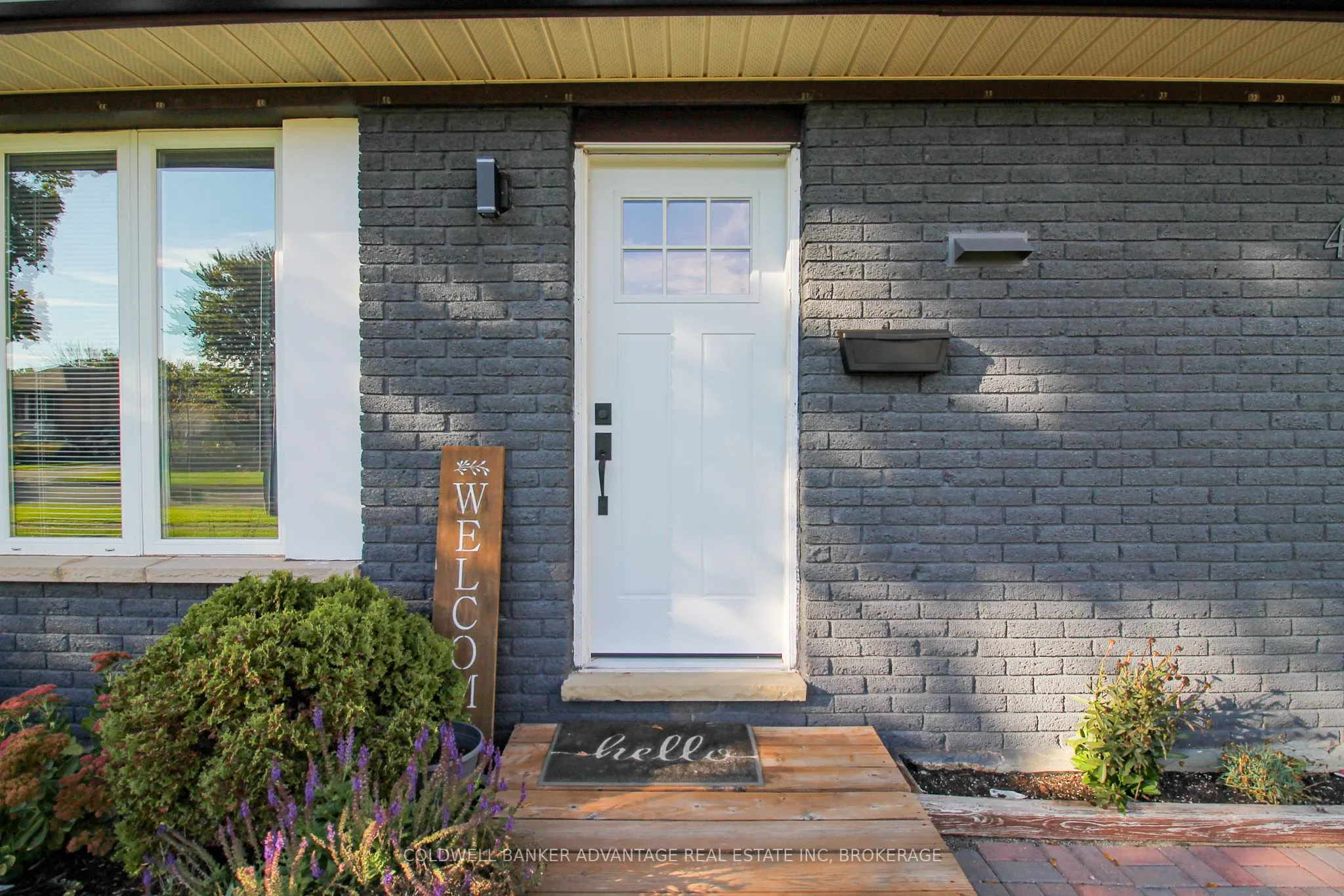 42 Newleaf Crescent