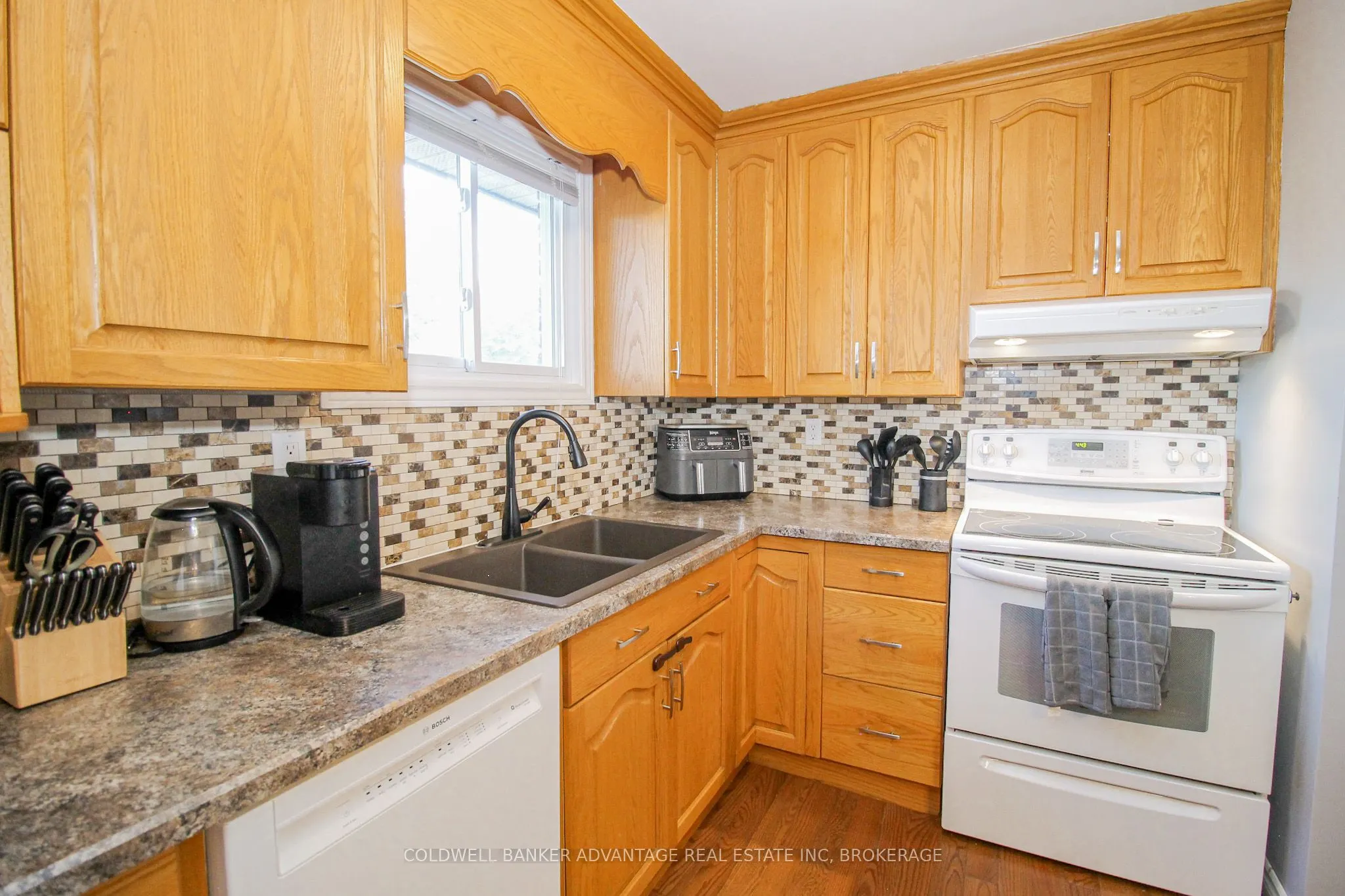 42 Newleaf Crescent