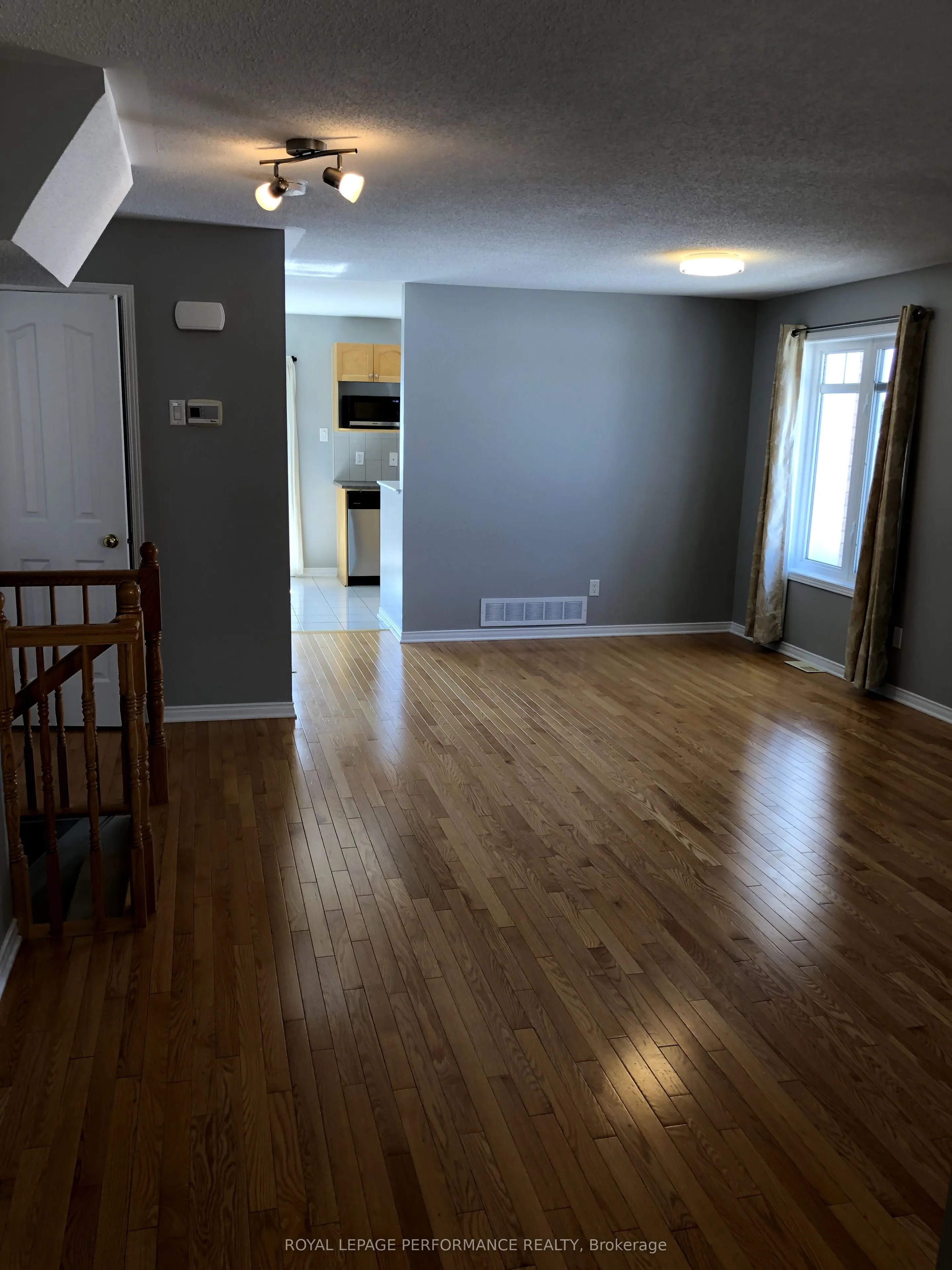 294 Tivoli Private, #18