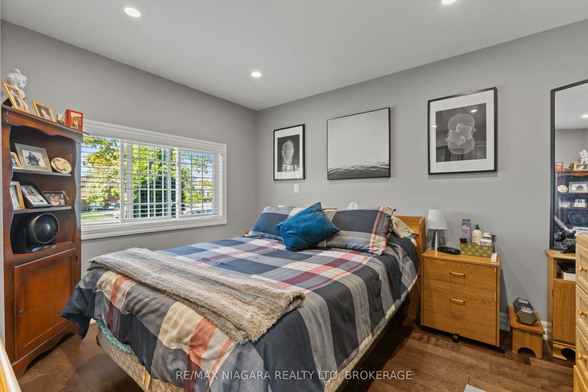 35 Leeper Street