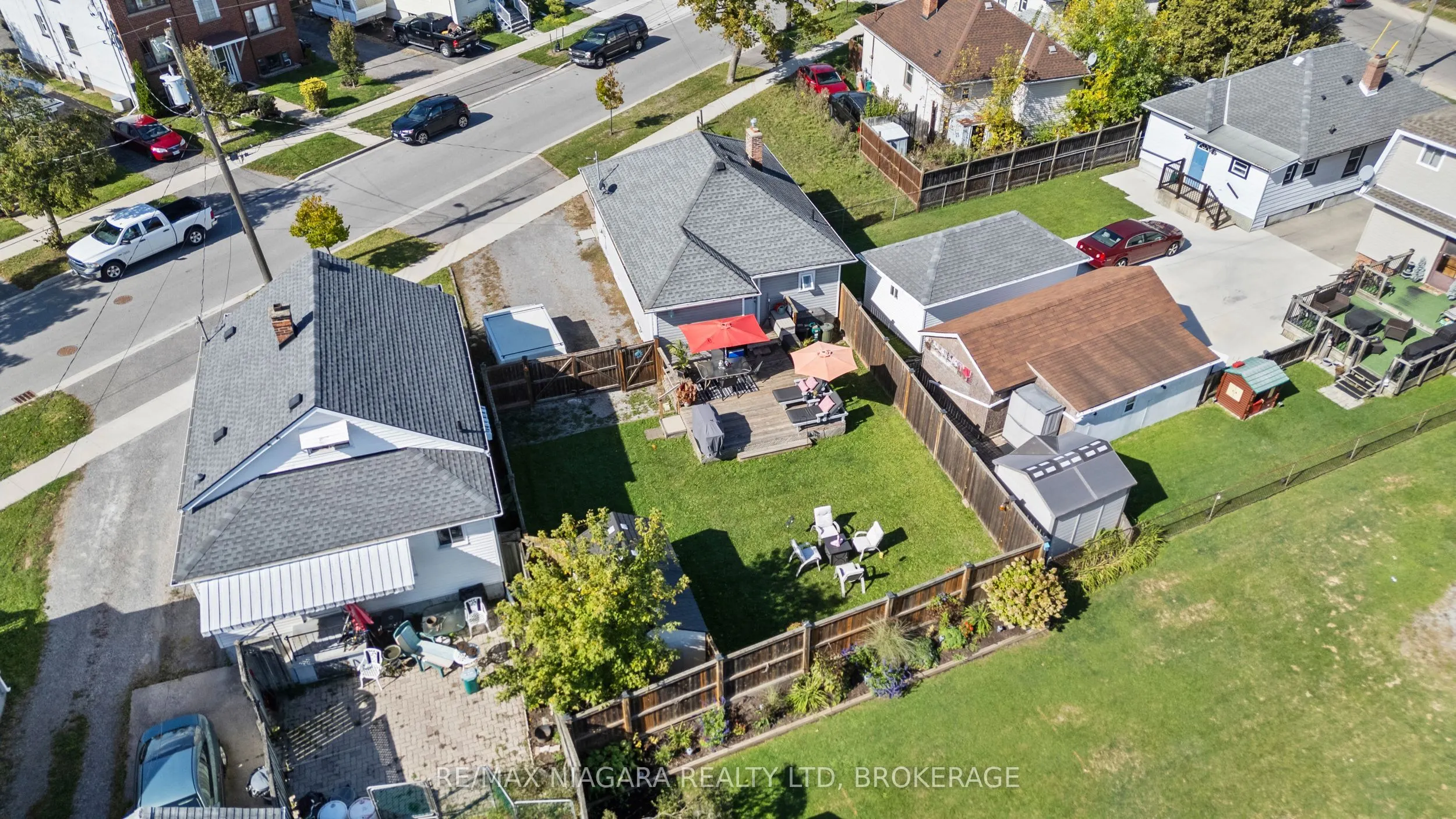 35 Leeper Street