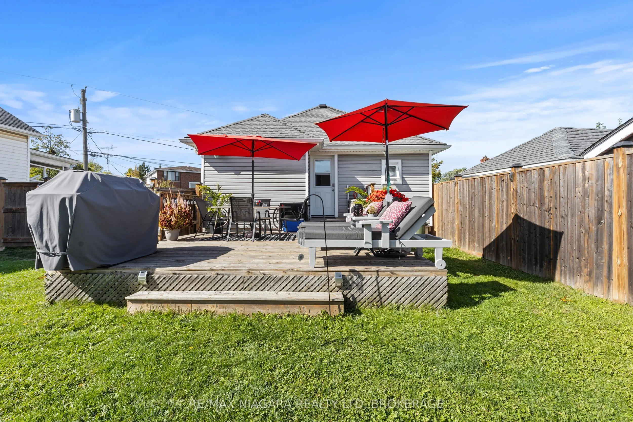 35 Leeper Street