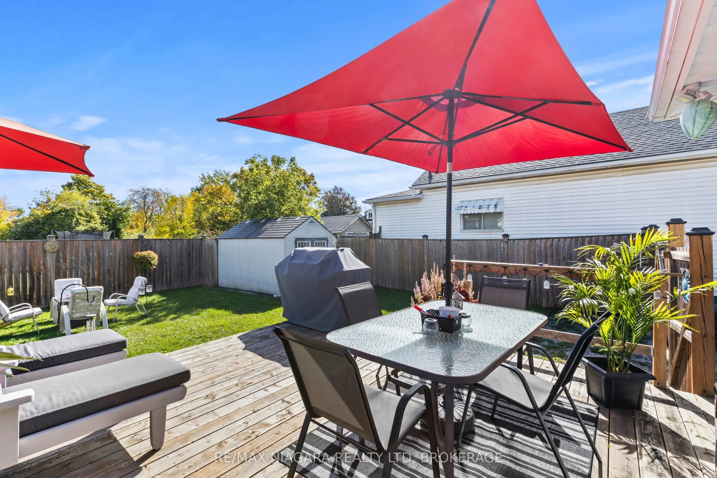 35 Leeper Street