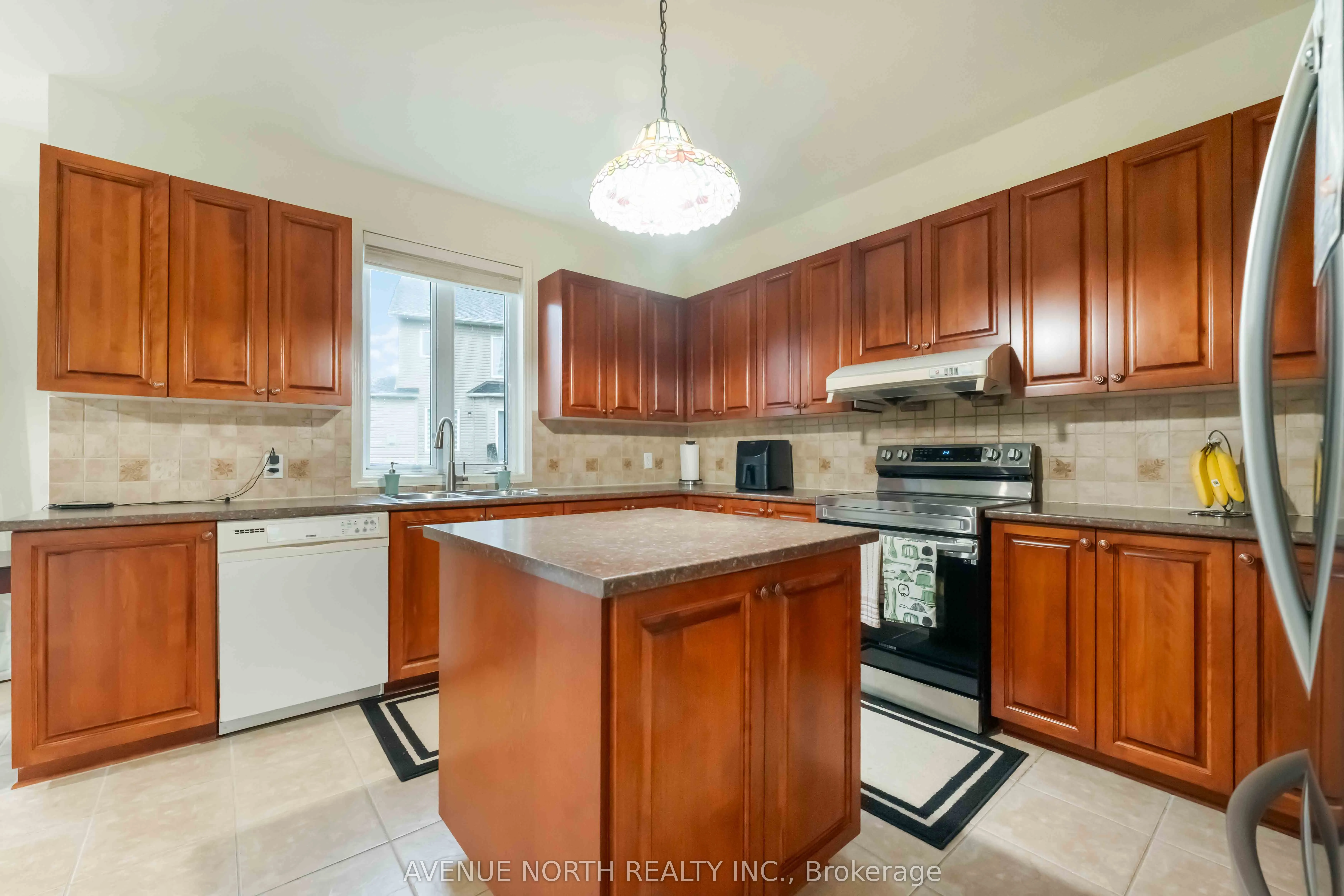 23 Hearthstone Place