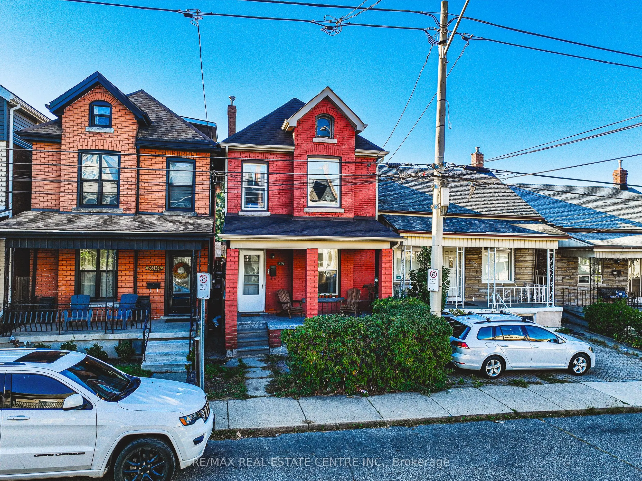 215 Mary Street